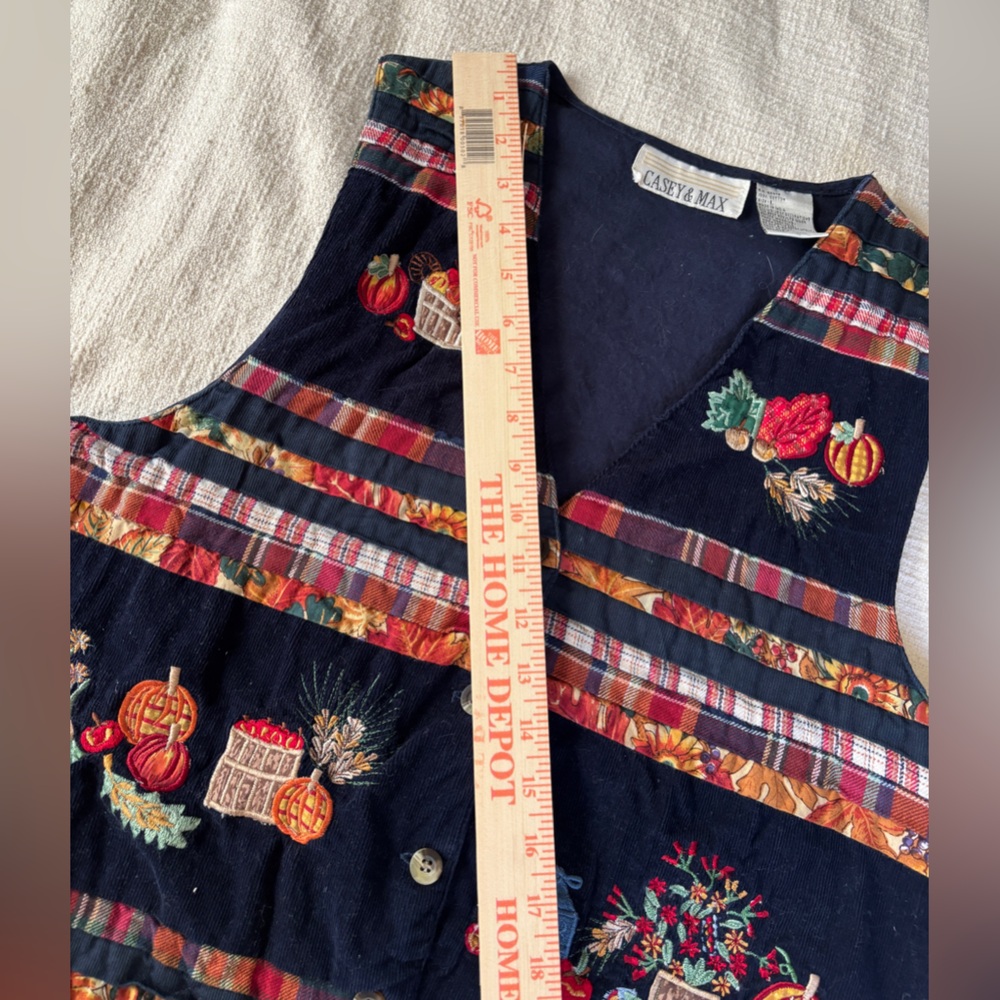 Casey & Max Vintage Cotton Embroidered Harvest Fall Theme Vest w Tie Back - Picture 9 of 11